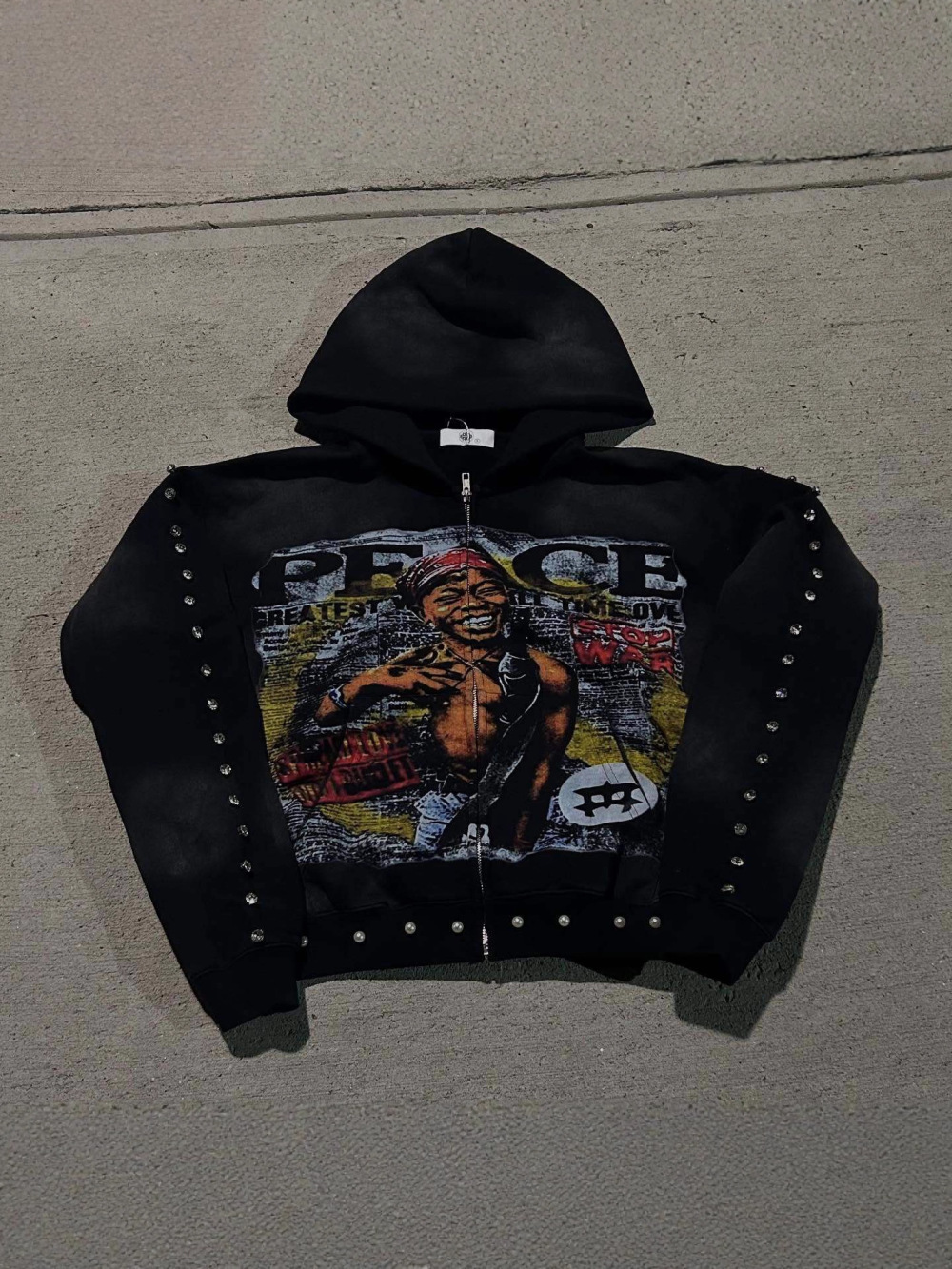 Street Fashion Zip Up Hoodie - เสื้อฮู้ดดี้ฮิปฮอปสไตล์อเมริกันปี 2026 ลายกราฟฟิตี้สตรีทอาร์ต ทรงหลวม ใส่ได้ทั้งชายหญิง แฟชั่นอินเทรนด์