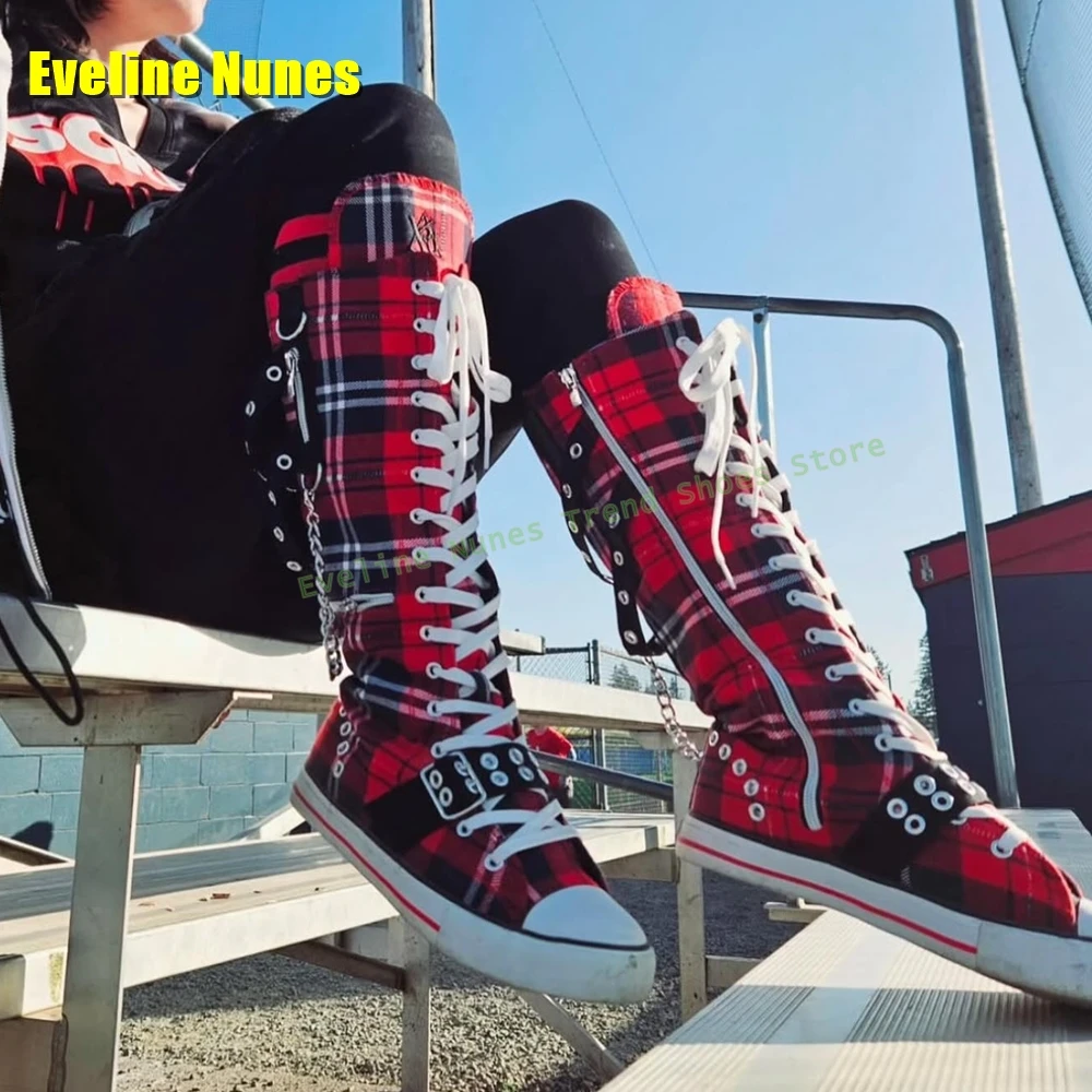 รองเท้าบูทส้นตึกแบบมีหัวเข็มขั - Street Fashion Trend 2025 บทวิจารณ์และราคา