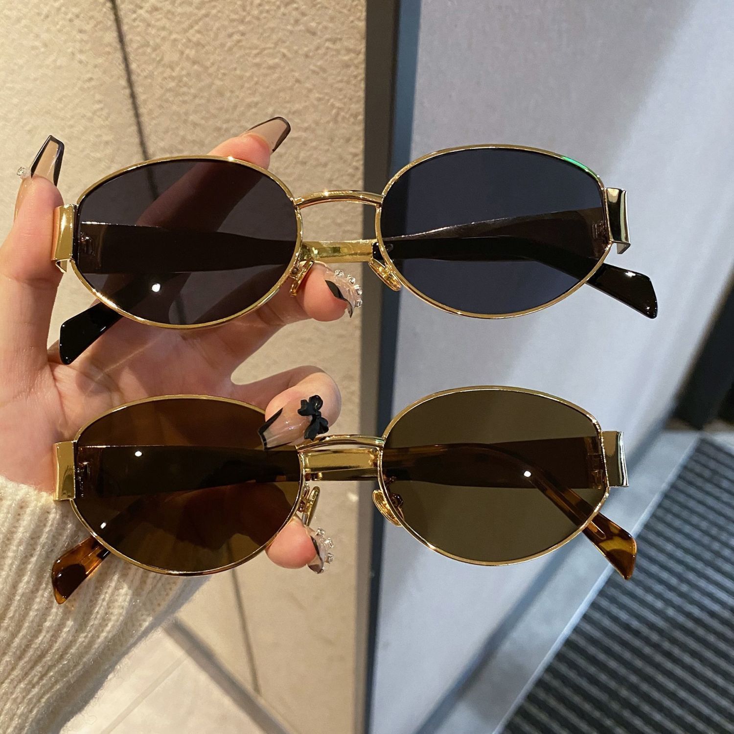 แว่นกันแดดกรอบโลหะรูปไข่ขนาดเล - Street Fashion In China บทวิจารณ์และราคา